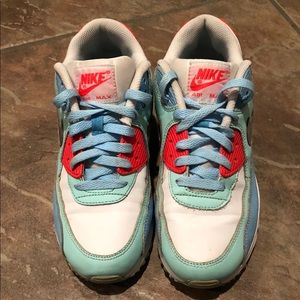 Nike Air Max 90 White/Blue/Silver Sz 6Y